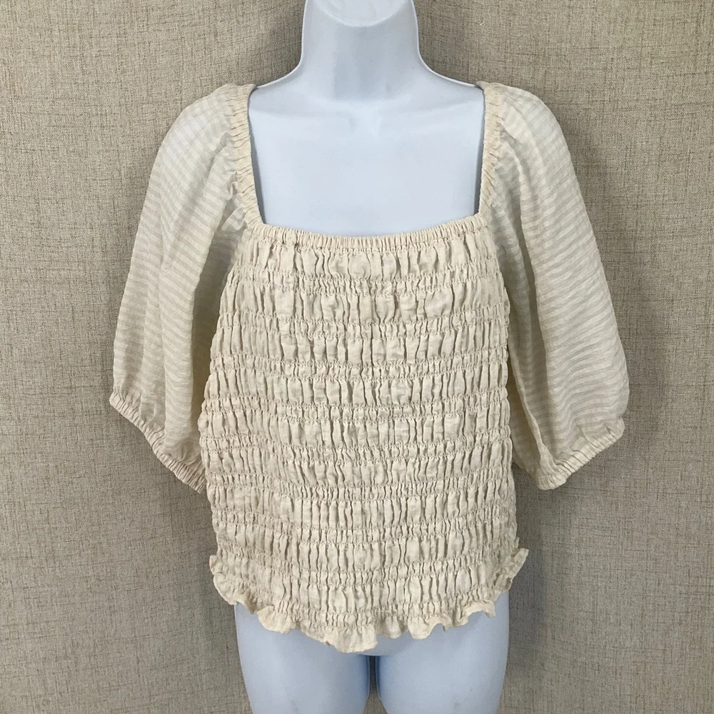 Old Navy Smocked Top Womens Large Beige Puff Sleeve Boho Square Neck Ruffle Hem